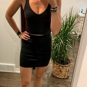 H&M Black Mini Pencil Skirt (size small)